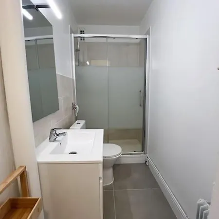 Serena - Quartier Calme - Haute Apartment